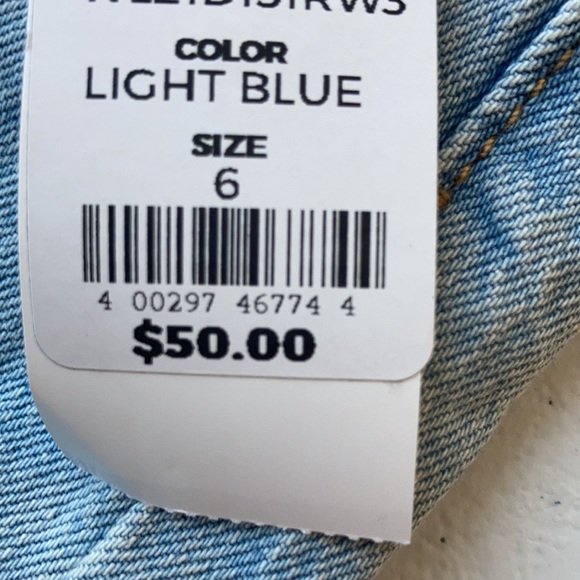 Relist7/6❌ LC Lauren Conrad super high rise Crop raw hem distressed w Slit hole - Picture 17 of 17